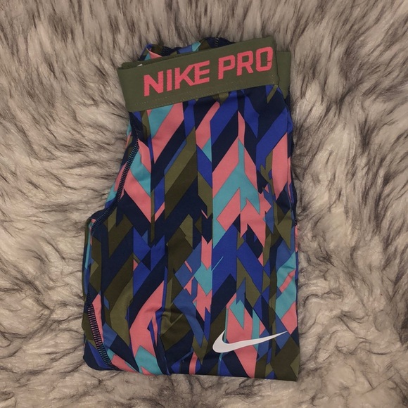 Nike Other - Nike, capri leggings, size m
